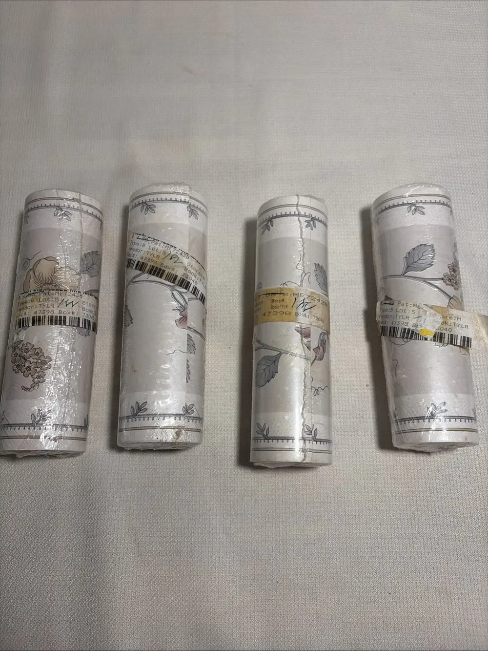 Vintage Floral Wallpaper 7” Border ME243B Lot 5 TYLR Muted New Old Stock 90s